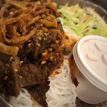 Thu Thu Sandwich - Charred Grilled Lemon Grass Beef with Vermicelli - Vietnamese Near Me - Houston, Texas