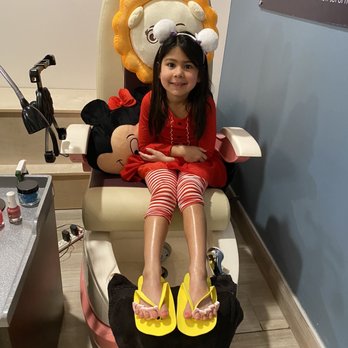 Fab Nail & Lash Spa - Getting pampered - Nail Salons Near Me - Columbus, Ohio Fab Nail & Lash Spa - Getting pampered - Nail Salons Near Me - Columbus, Ohio