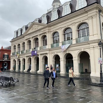 Jackson Square - Quiet day on the square - Parks Near Me - New Orleans, Louisiana Jackson Square - Quiet day on the square - Parks Near Me - New Orleans, Louisiana
