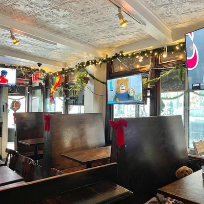 Wogies Bar & Grill , West Village by null