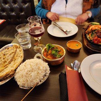 Royal Indian Restaurant - Indian Near Me - Brussels, BRU