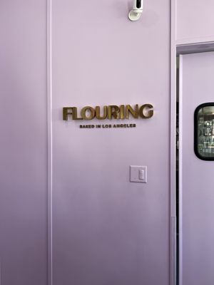 Flouring Cake Shop by null