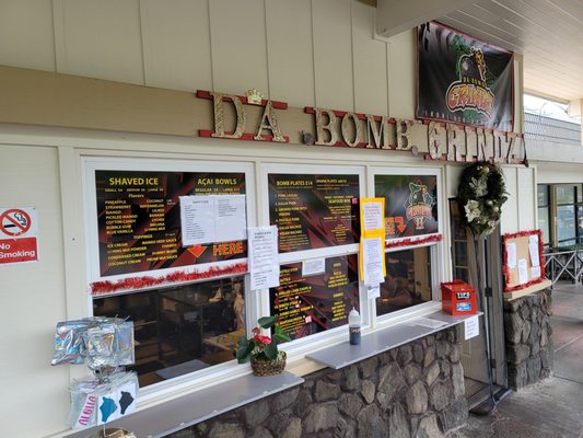 Da Bomb Grindz by null