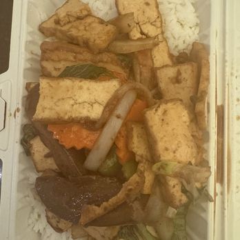 Thai Express - Stir Fried Eggplant & Tofu and Rice - Vegan - Thai Near Me - Mississauga, Ontario Thai Express - Stir Fried Eggplant & Tofu and Rice - Vegan - Thai Near Me - Mississauga, Ontario