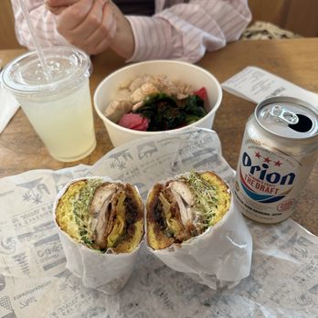 Pikunico - Golden Chicken Sandwich Seaweed & Cucumber Salad GF Orion Lager House made Yuzu Lemonade - Japanese Near Me - Los Angeles, California Pikunico - Golden Chicken Sandwich Seaweed & Cucumber Salad GF Orion Lager House made Yuzu Lemonade - Japanese Near Me - Los Angeles, California