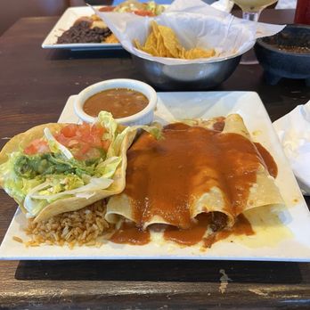 Jalapeños - Mexican Near Me - Pooler, Georgia