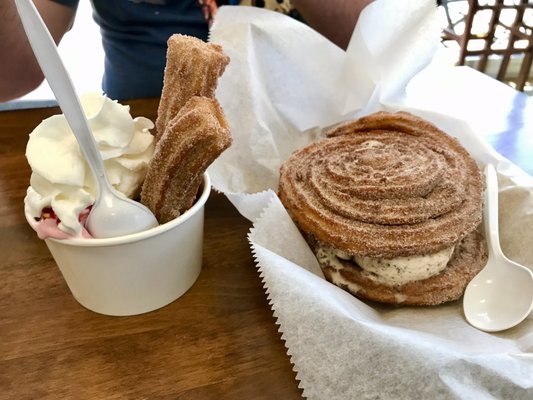 Xurro, Churro Factory by null