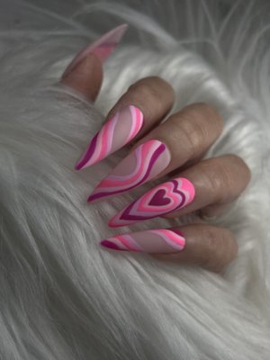 Valentines Nail - Nails done by Tracy