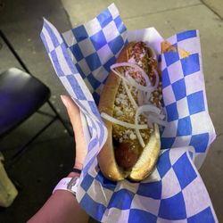 TRU Bar-B-Que & Catering - Chili dog