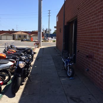 Moto Classic Garage - Motorcycle Repair Near Me - Inglewood, California