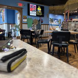 Summerlands Brewing - Indoor seating