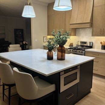 Artistic Cabinet Shop - Cabinetry Near Me - Orlando, Florida