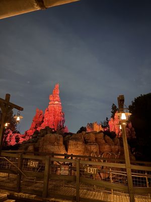 Big Thunder Mountain Railroad by null