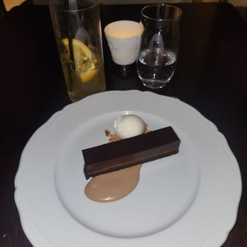 Lincoln Ristorante - Chocolate tortino - Italian Near Me - New York, New York Lincoln Ristorante - Chocolate tortino - Italian Near Me - New York, New York