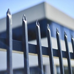 Fence Ellent