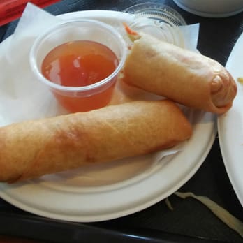 Mai Thai Cafe - Yummy egg roll.  Big enough to share. - Thai Near Me - Wheaton, Illinois