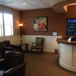 Peak Health Chiropractic - Comfortable waiting area