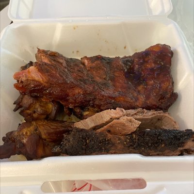 Slick Pig BBQ by null