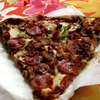 La Befana Pizzeria - Pizza Near Me - Allston, Massachusetts La Befana Pizzeria - Pizza Near Me - Allston, Massachusetts