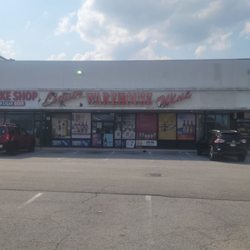 Liquor & Wine Warehouse