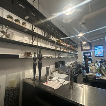 Kuma Sushi - Sushi Bars Near Me - Bakersfield, California