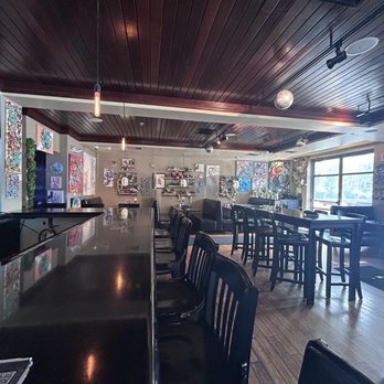 Moonshine 152 - Bar - New American Near Me - Boston, Massachusetts