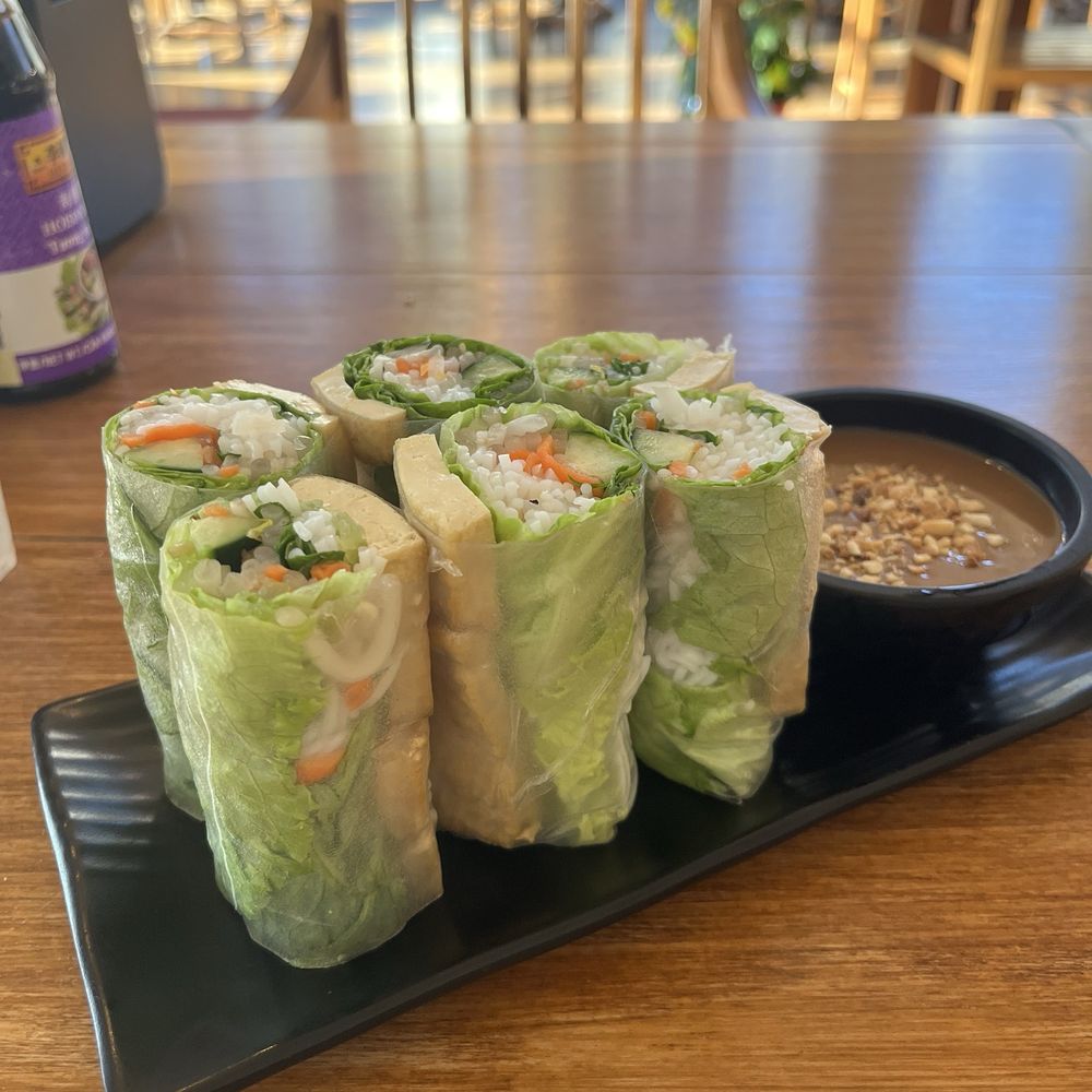 Le Pho - Tofu, spring rolls - Vietnamese Near Me - Berkeley, California