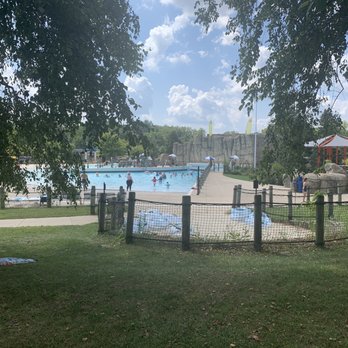 Rolling Hills Water Park - Wave pool and tube corral - Water Parks Near Me - Ypsilanti, Michigan Rolling Hills Water Park - Wave pool and tube corral - Water Parks Near Me - Ypsilanti, Michigan