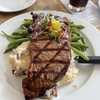 Robert's Maine Grill - Steak - New American Near Me - Kittery, Maine Robert's Maine Grill - Steak - New American Near Me - Kittery, Maine