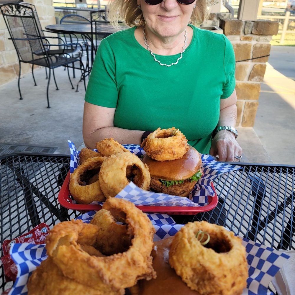 Comfort Kitchen To Go - Massive Onion rings and great burger! - Desserts Near Me - Brock, Texas Comfort Kitchen To Go - Massive Onion rings and great burger! - Desserts Near Me - Brock, Texas