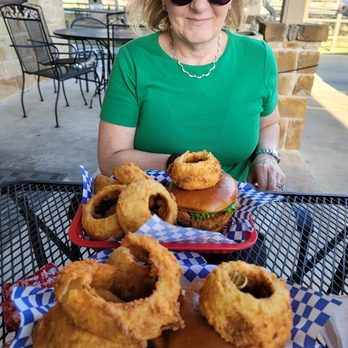 Comfort Kitchen To Go - Massive Onion rings and great burger! - Desserts Near Me - Brock, Texas Comfort Kitchen To Go - Massive Onion rings and great burger! - Desserts Near Me - Brock, Texas