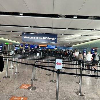 Heathrow Airport - Airports Near Me - Hounslow, XGL