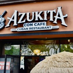 Azukita Con Cafe