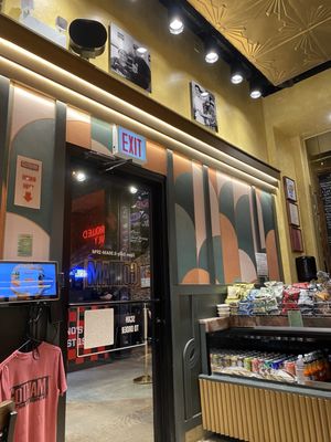 Gotham Bagels - Magnificent Mile by null