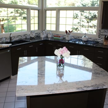 Tatanka Stone - home sold one week after updates - Kitchen & Bath Near Me - Omaha, Nebraska Tatanka Stone - home sold one week after updates - Kitchen & Bath Near Me - Omaha, Nebraska