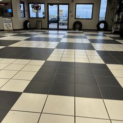 Freddie's Discount Tire