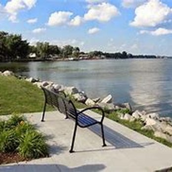 Veterans Memorial Park - Beaches Near Me - Saint Clair Shores, Michigan Veterans Memorial Park - Beaches Near Me - Saint Clair Shores, Michigan