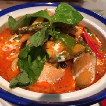 Lam - Curry rojo con pollo a la plancha (picante) - Thai Near Me - Barcelona, B Lam - Curry rojo con pollo a la plancha (picante) - Thai Near Me - Barcelona, B