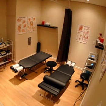 Chiro-Med Rehab Centre - Physical therapy room for Chiro-Med - Acupuncture Near Me - Richmond Hill, Ontario Chiro-Med Rehab Centre - Physical therapy room for Chiro-Med - Acupuncture Near Me - Richmond Hill, Ontario