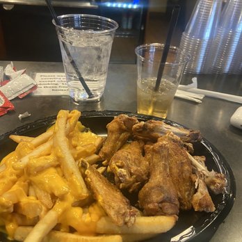 Kegler's - Old bay wings, cheese fries, and bourbon - Sports Bars Near Me - New Castle, Delaware