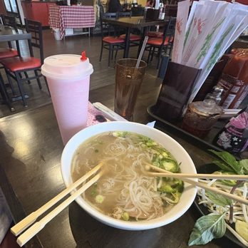 PHO 4 U Vietnamese Cuisine - The P3. Pho Tái Nam Gân( Rare steak, flank & tendon) and the Bubble Tea - Vietnamese Near Me - Brookfield, Wisconsin PHO 4 U Vietnamese Cuisine - The P3. Pho Tái Nam Gân( Rare steak, flank & tendon) and the Bubble Tea - Vietnamese Near Me - Brookfield, Wisconsin