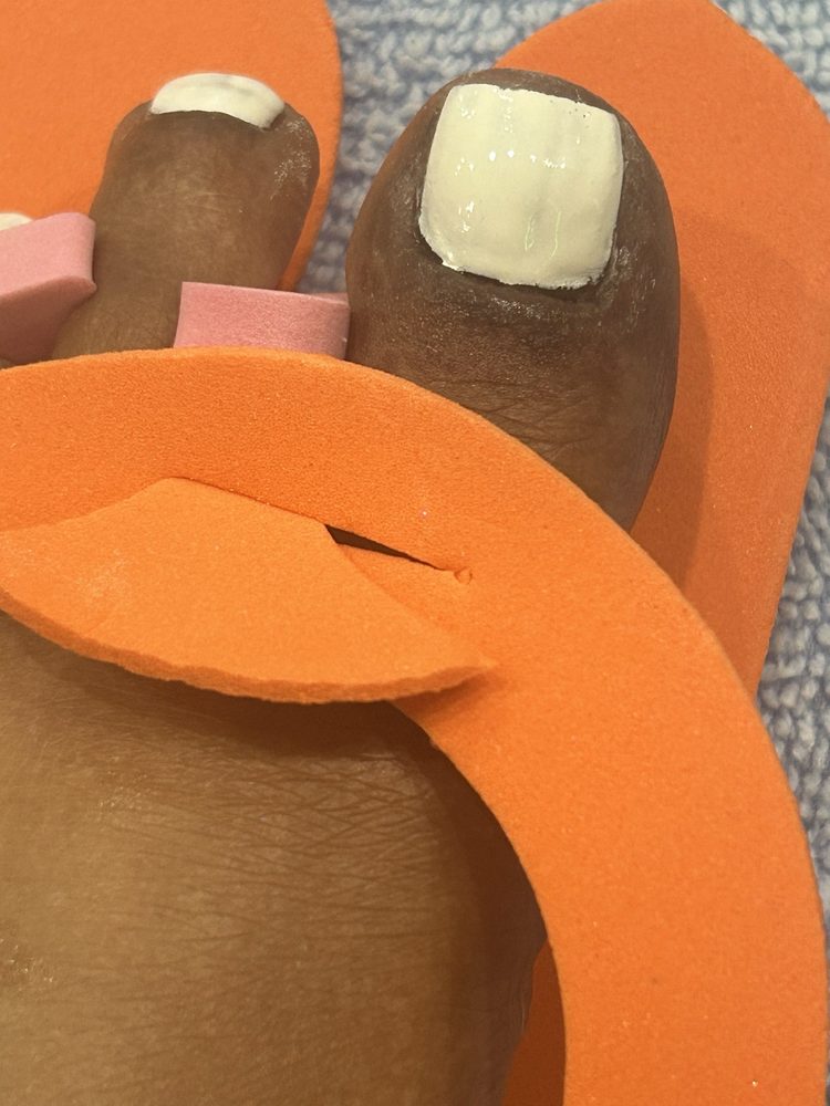 ELEGANT NAILS Updated October 2024 11 Reviews 2074 New Castle Ave