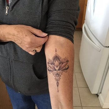 Hooligan's Ink - Tattoo Near Me - Carson City, Nevada