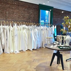 White Oak Bridal - Many plus-size styles to choose from