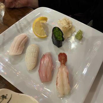 Shiroi Sushi - Sushi Bars Near Me - Glenview, Illinois Shiroi Sushi - Sushi Bars Near Me - Glenview, Illinois