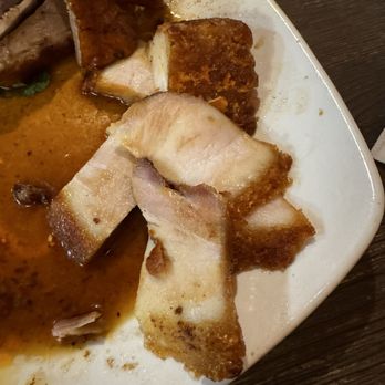 Gum Kuo Restaurant - They gave us all really bad quality pieces with majority fat. This is not how Chinese pork belly look like or is normally cut. - Cantonese Near Me - Oakland, California Gum Kuo Restaurant - They gave us all really bad quality pieces with majority fat. This is not how Chinese pork belly look like or is normally cut. - Cantonese Near Me - Oakland, California