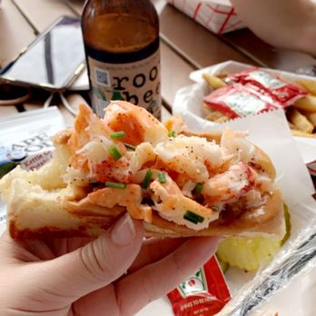 Quincy's Original Lobster Rolls - Seafood Near Me - Cape May, New Jersey Quincy's Original Lobster Rolls - Seafood Near Me - Cape May, New Jersey