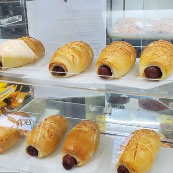 Forest Park Bakery - $2.50 Bagel Dogs - Bakeries Near Me - Forest Park, Illinois