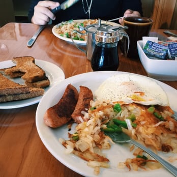 Pop's Cafe - Irish Potatoes, Eggs (over easy), Polish Sausage with a side of wheat toast - Breakfast & Brunch Near Me - Downey, California