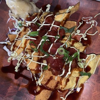 Billfish Poolside Bar & Grille - Ahi poke nachos - Bars Near Me - Kailua-kona, Hawaii Billfish Poolside Bar & Grille - Ahi poke nachos - Bars Near Me - Kailua-kona, Hawaii